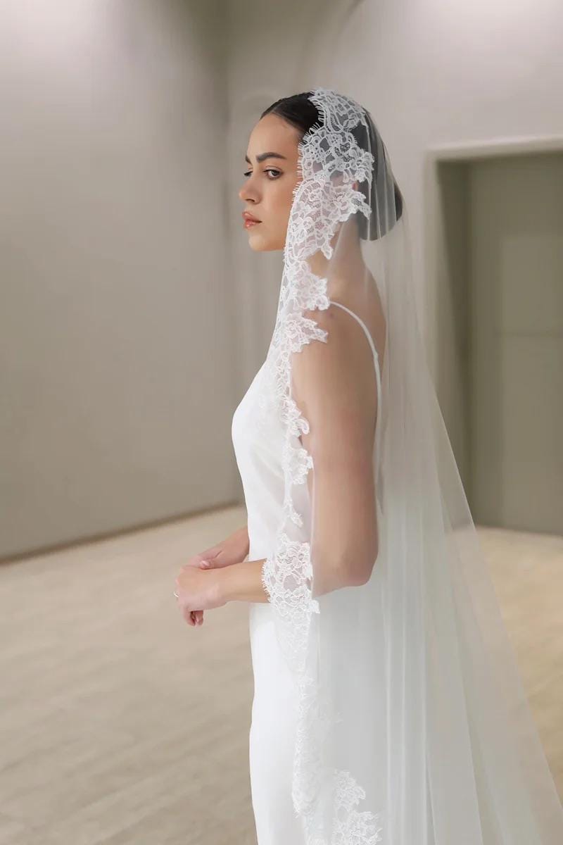 Seraphine Mantilla Veil